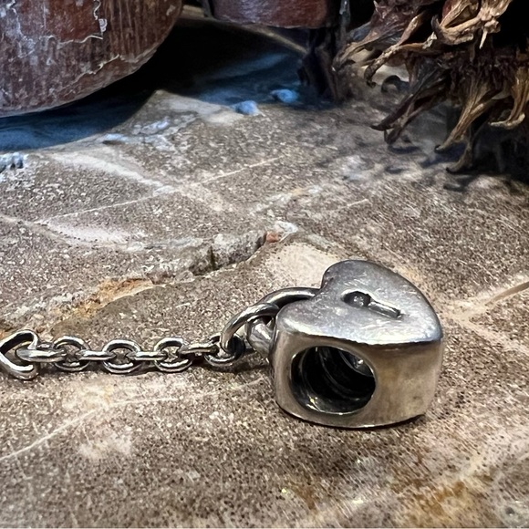 Authentic Pandora- Key to my Heart Charm Bead Lock Padlock key chain dangle - Picture 5 of 5